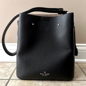 Kate Spade Black Leather Bucket Tote♠️